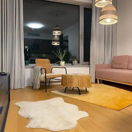 Urban Elegance Sky Park With Parking Spot * 布拉迪斯拉发