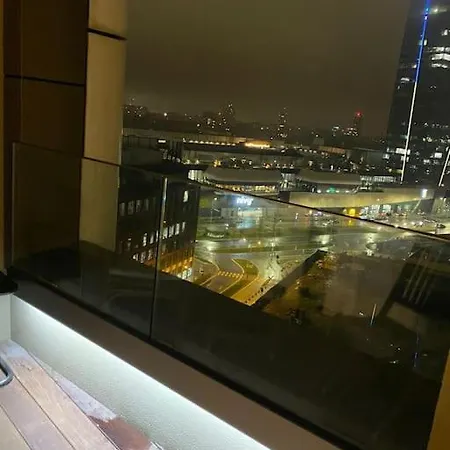 Urban Elegance Sky Park With Parking Spot * 布拉迪斯拉发